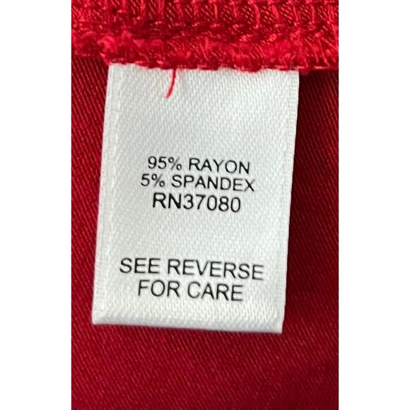 CATO WOMAN SLEEVELESS BLOUSE, WOMENS, 22/24W, RED W/SILVER RHINESTONES - Picture 8 of 9